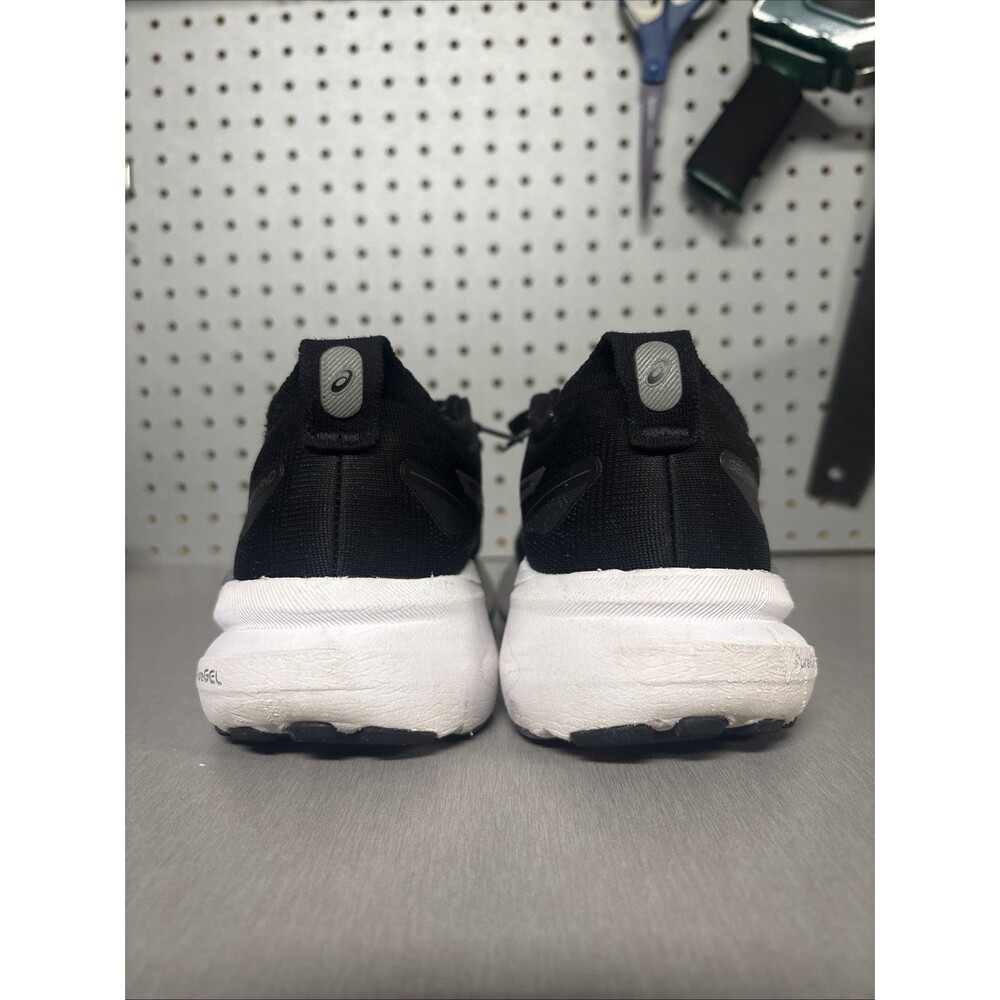Asics Gel Kayano 31 Shoes Womens Sz 6 Black White Running Sneakers 1012B670 - Picture 3 of 16
